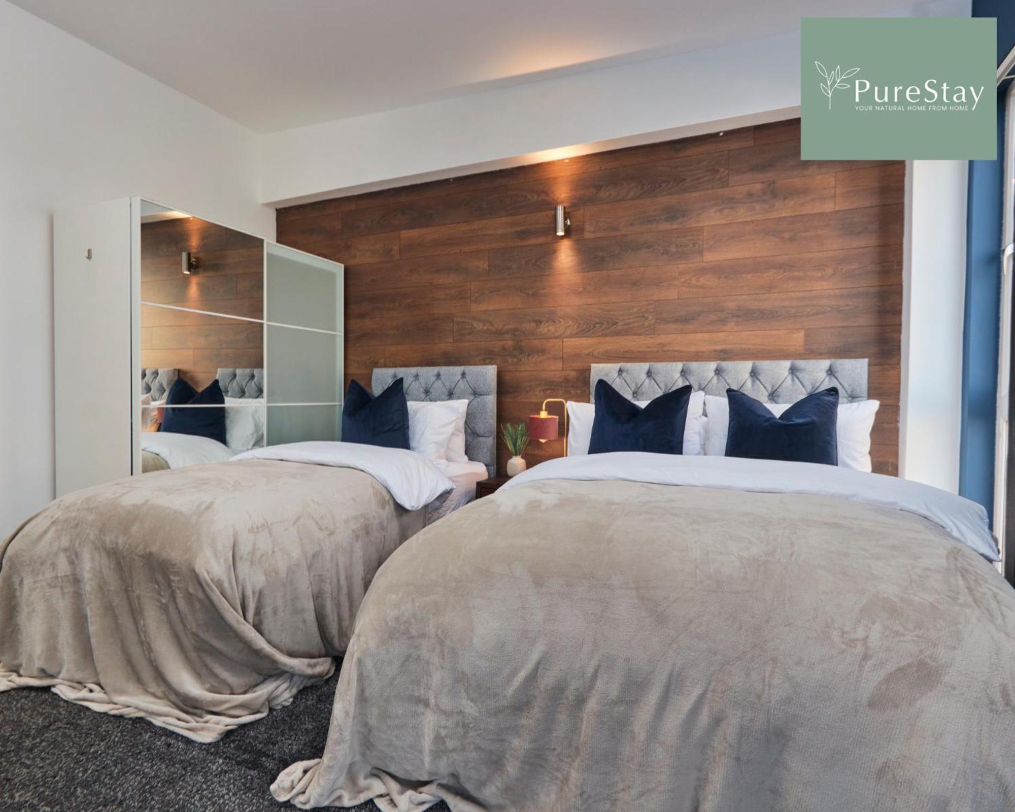 Superb House Manchester Near Etihad With Free Parking Sleeps 8 Luaran gambar