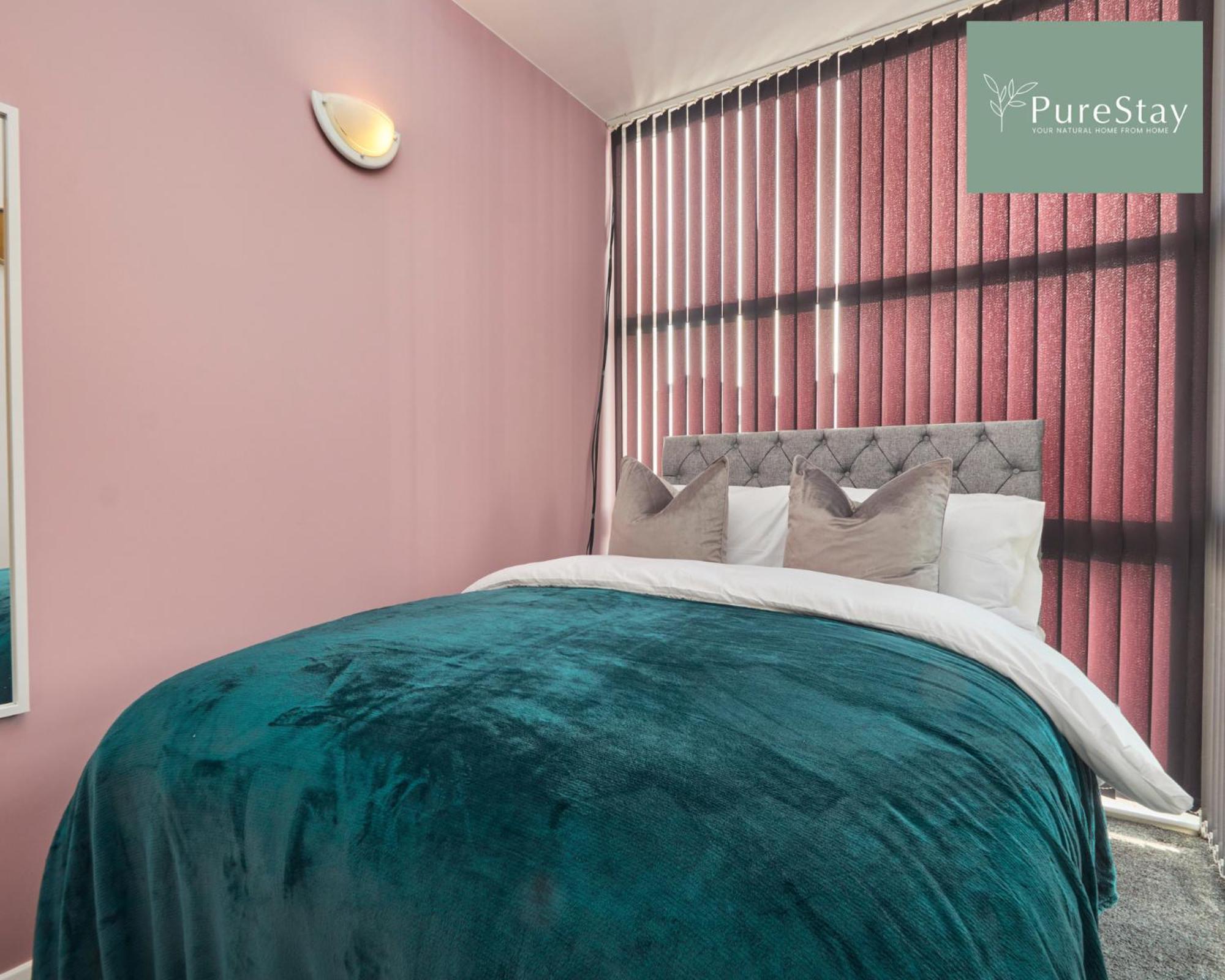 Superb House Manchester Near Etihad With Free Parking Sleeps 8 Luaran gambar