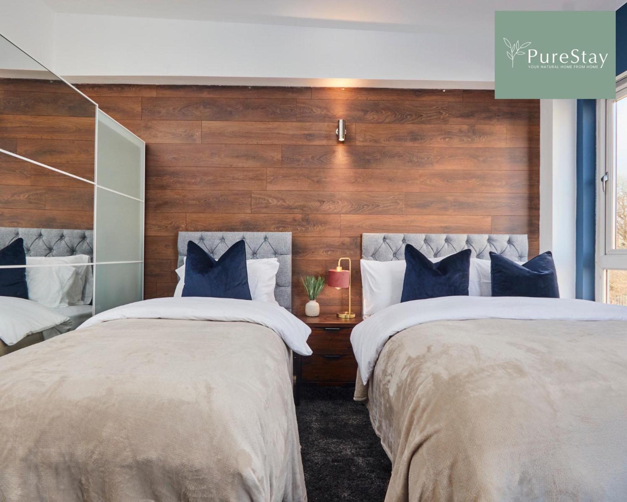 Superb House Manchester Near Etihad With Free Parking Sleeps 8 Luaran gambar
